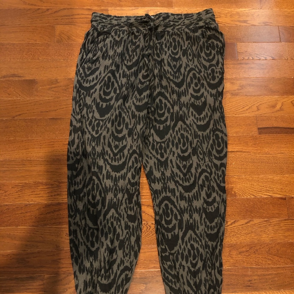 Ladies casual pants, size XS, Mossimo